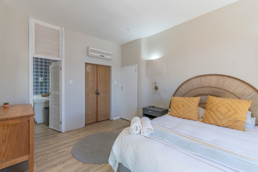 6 Bedroom Property for Sale in Paarl Central Western Cape